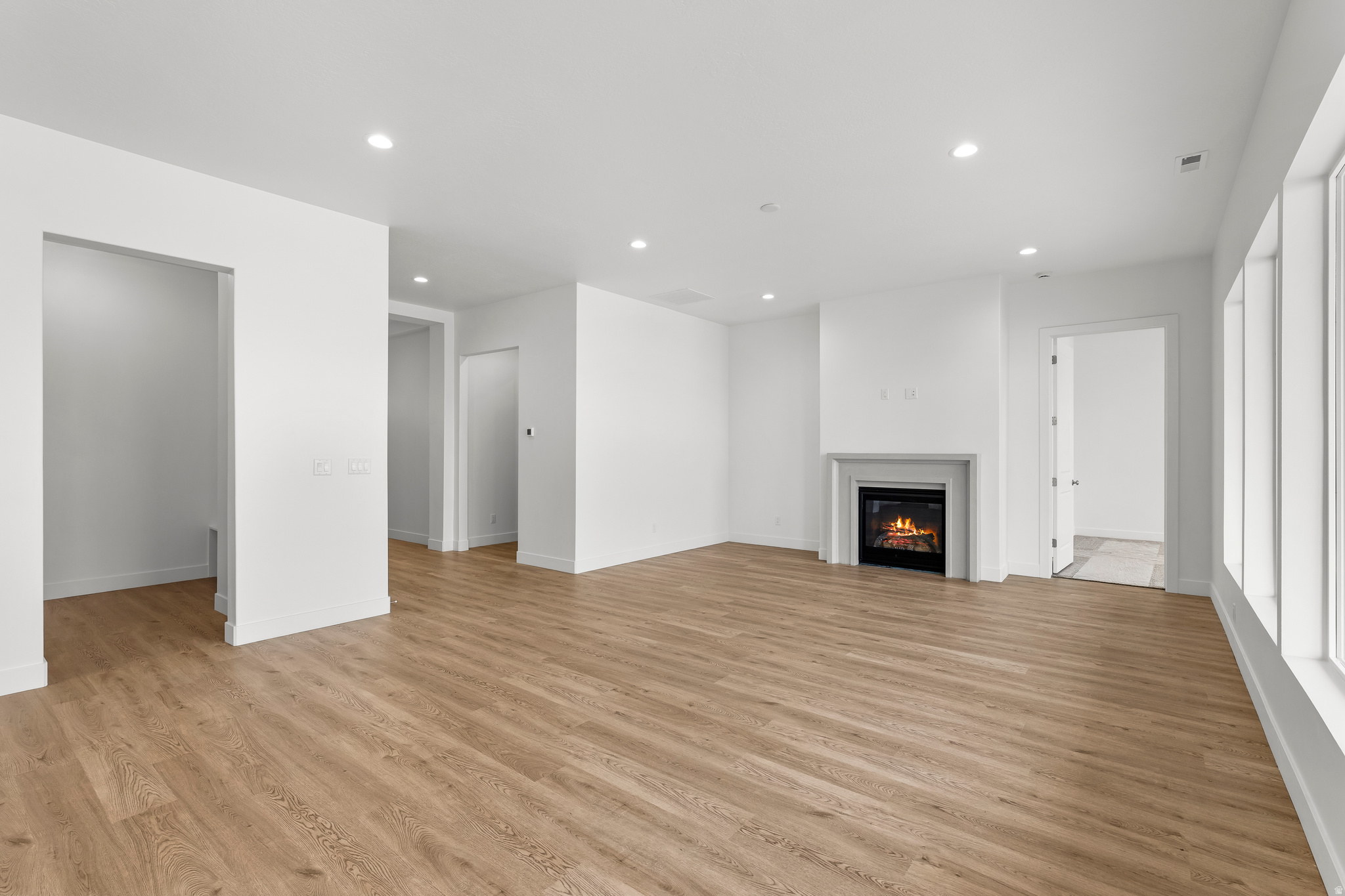 BRISTOL FARMS - Residential