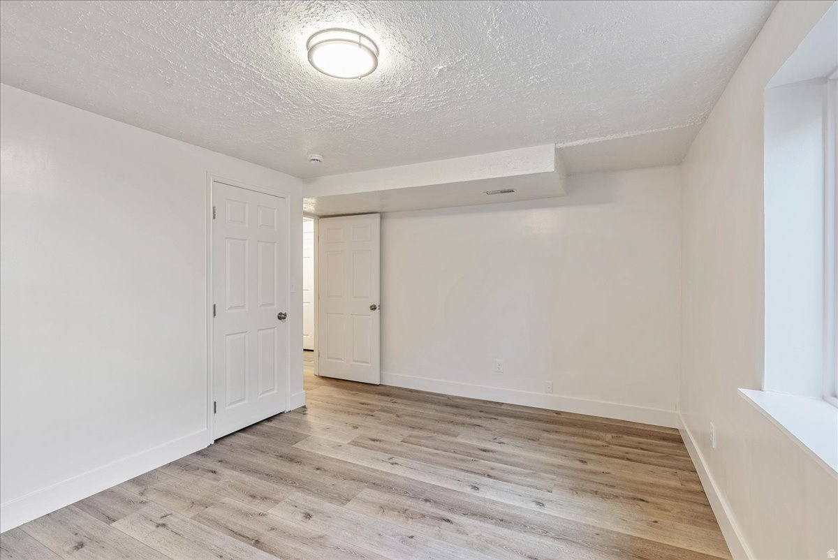 ROCHELLE PARK - Residential