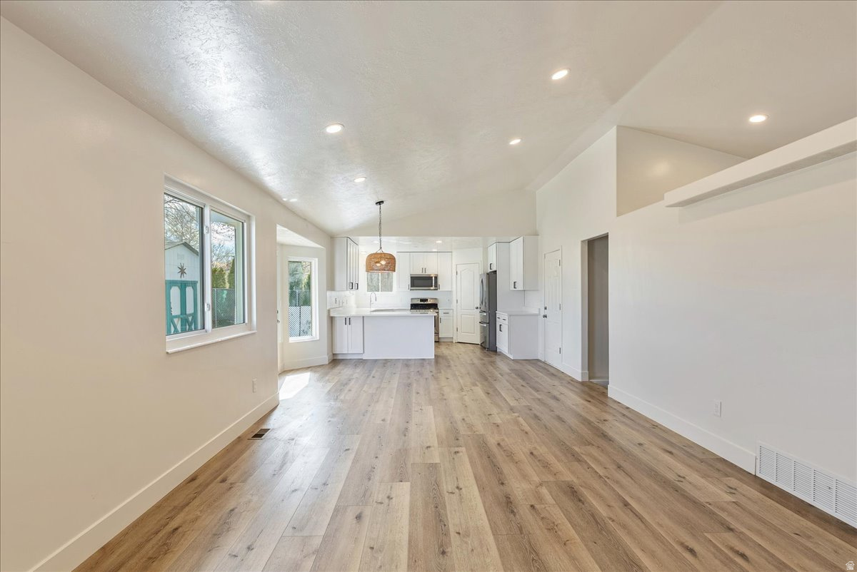 ROCHELLE PARK - Residential