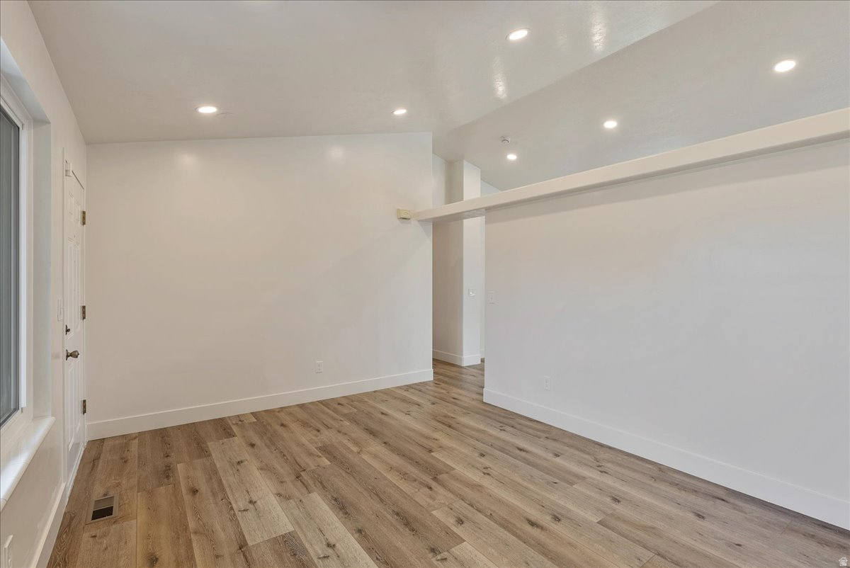 ROCHELLE PARK - Residential