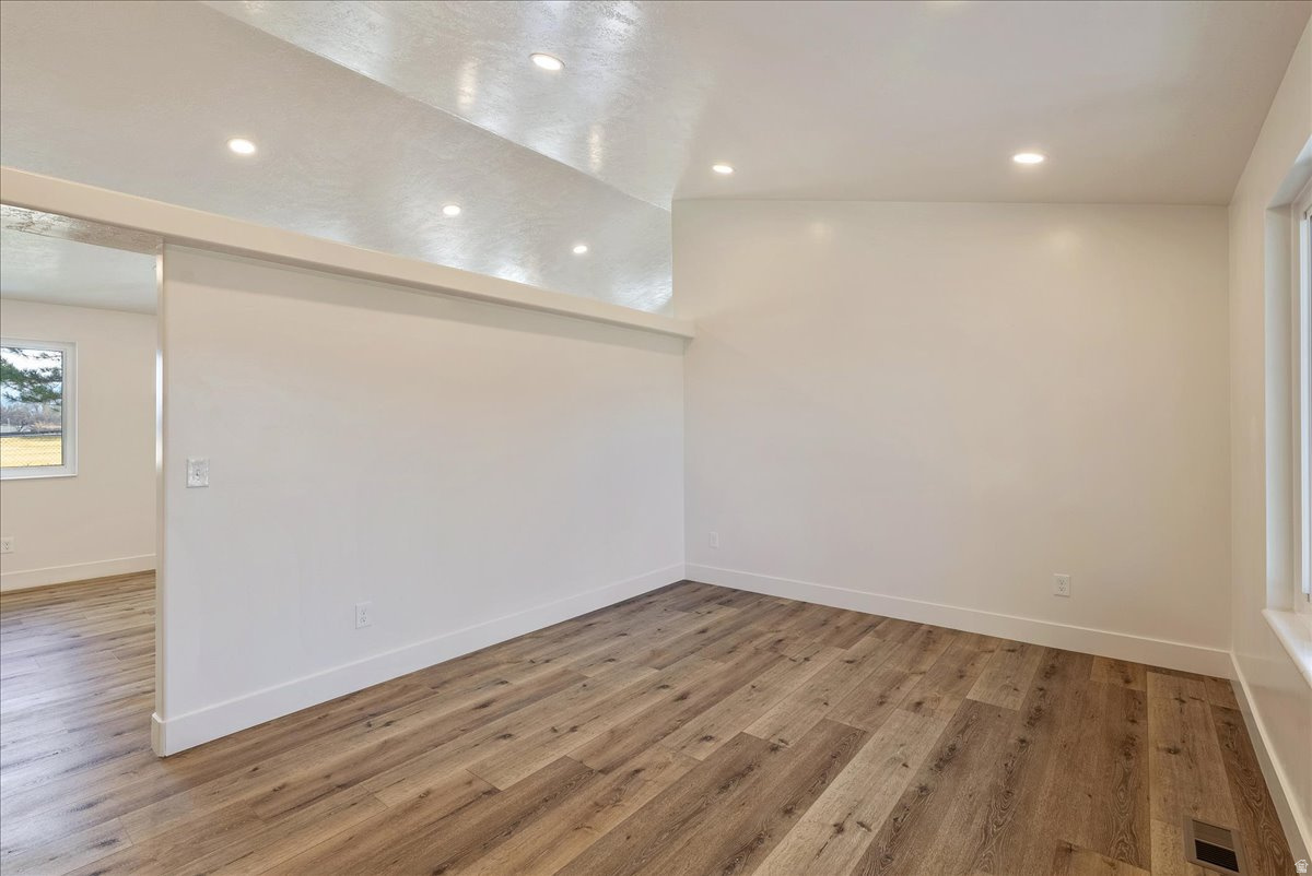 ROCHELLE PARK - Residential