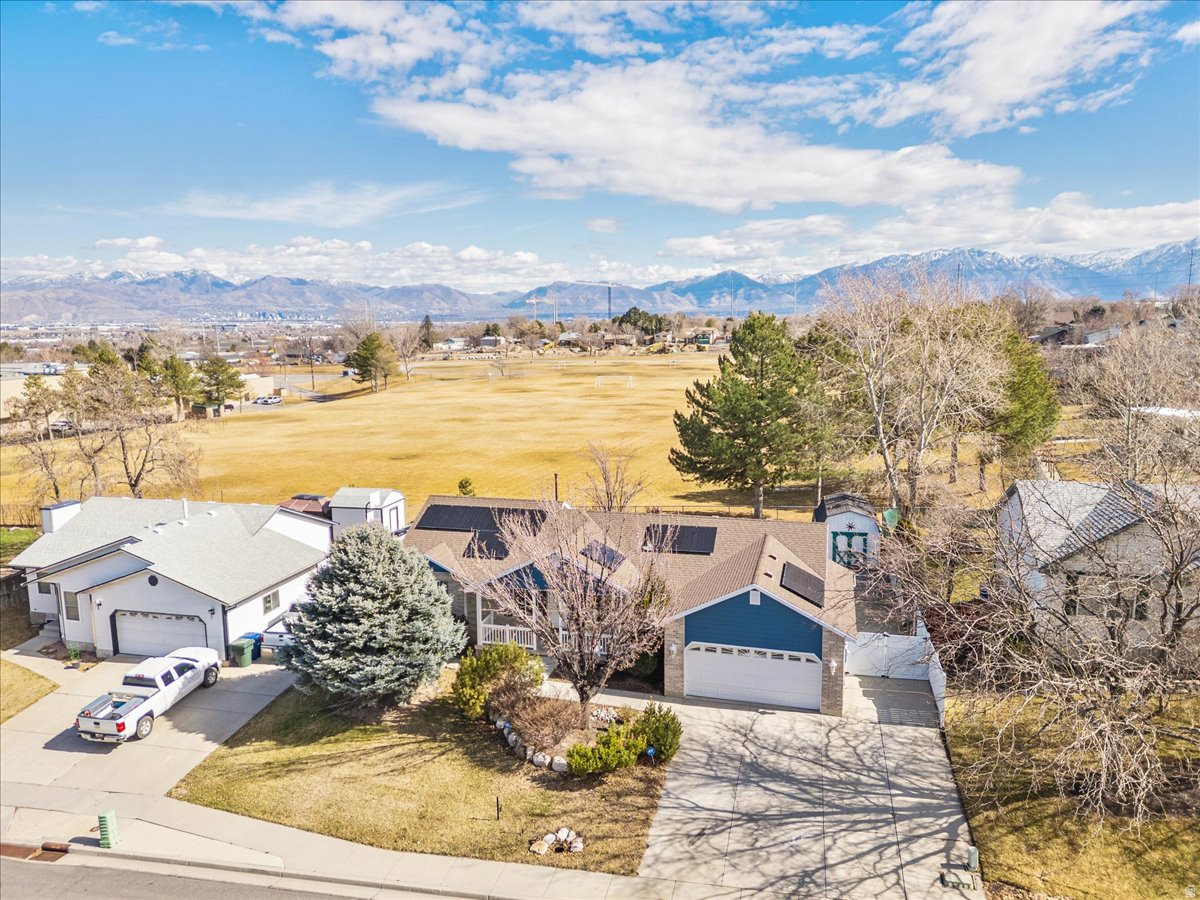 ROCHELLE PARK - Residential