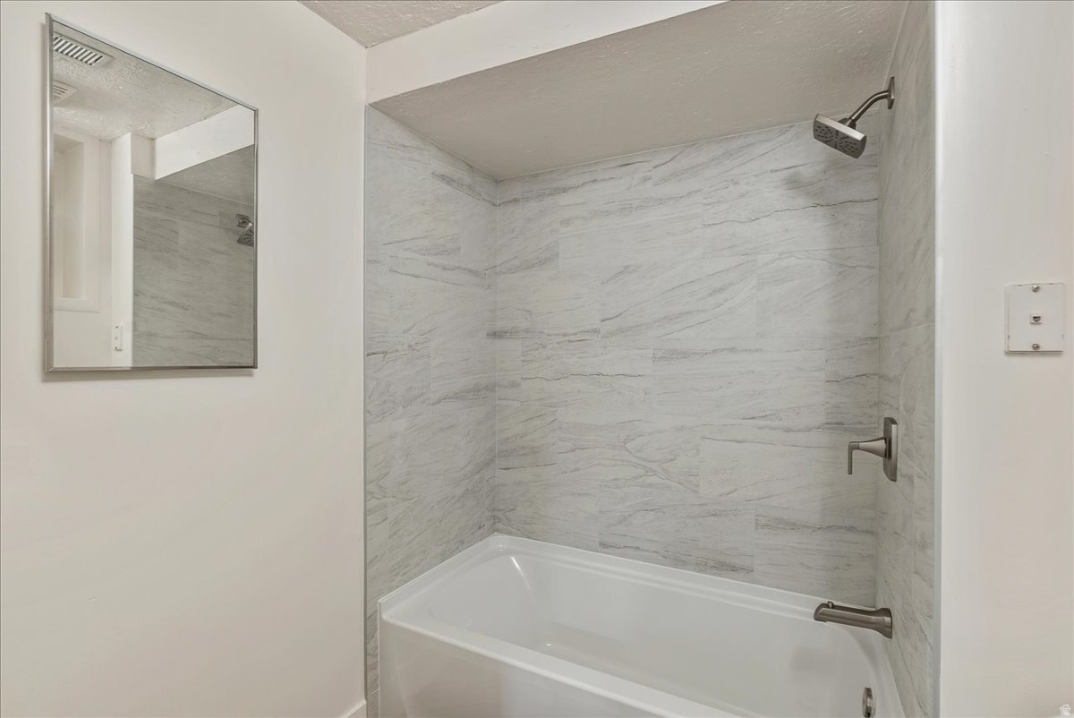 ROCHELLE PARK - Residential