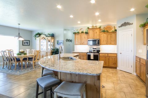 Tiny photo for 406 W 3775 S, Vernal, UT 84078 (MLS # 2126694)