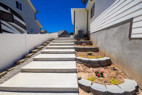 Tiny photo for 406 W 3775 S, Vernal, UT 84078 (MLS # 2126694)