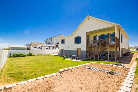 Tiny photo for 406 W 3775 S, Vernal, UT 84078 (MLS # 2126694)