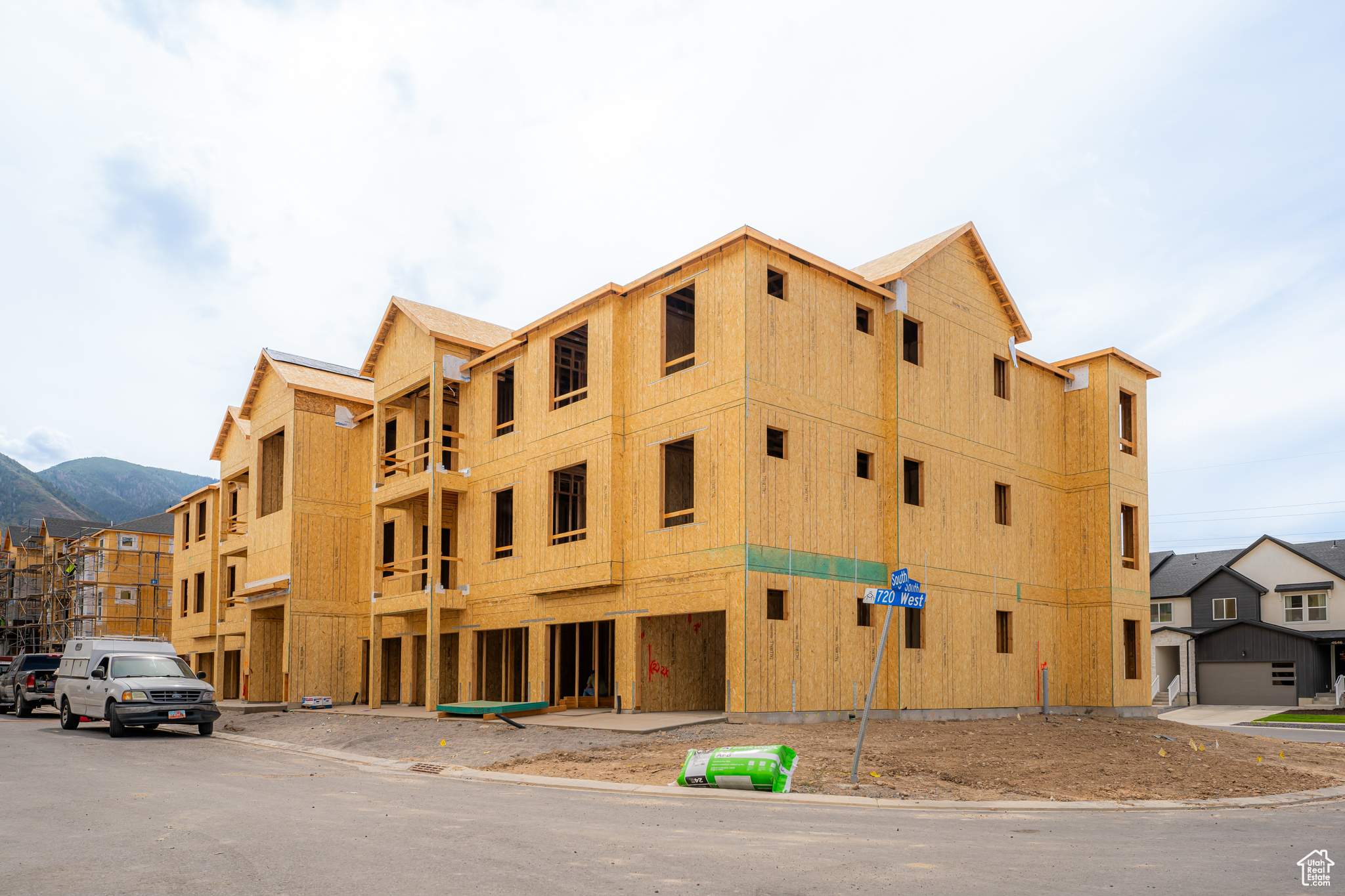 HARMONY RIDGE - Residential