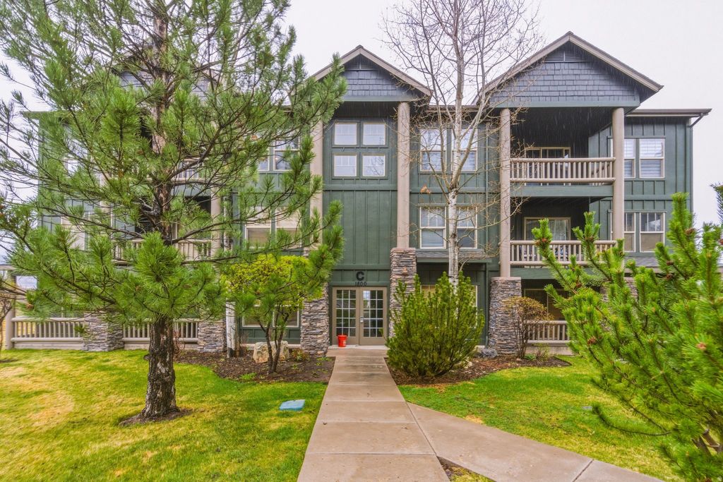 Photo of 1800 W FOX BAY DR N #C301, Heber City, UT 84032 (MLS # 2147661)