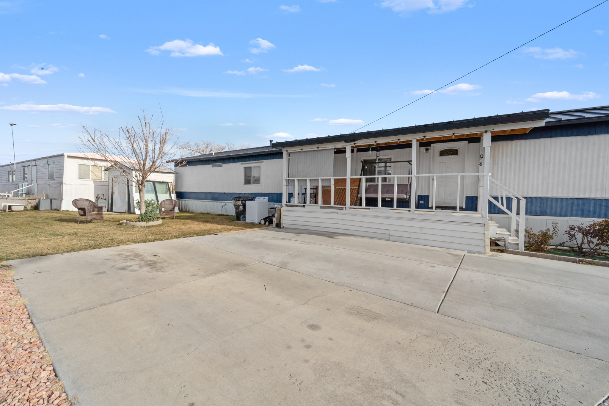 LAMPLIGHTER ESTATES MOBILE HOME PARK - Residential