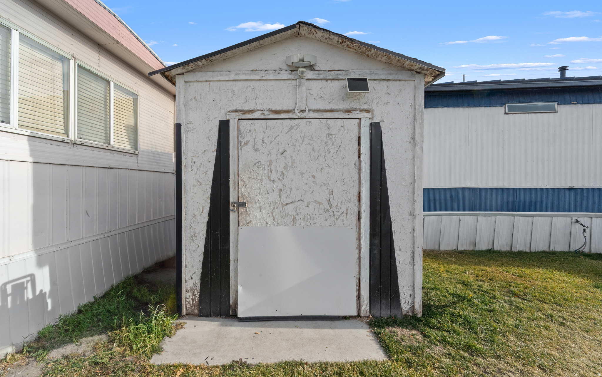 LAMPLIGHTER ESTATES MOBILE HOME PARK - Residential