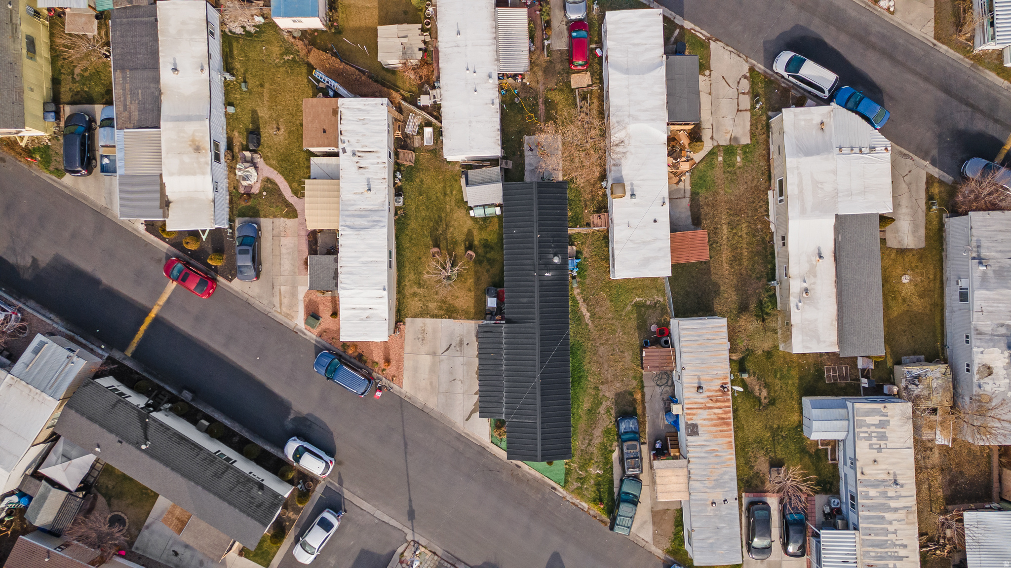 LAMPLIGHTER ESTATES MOBILE HOME PARK - Residential