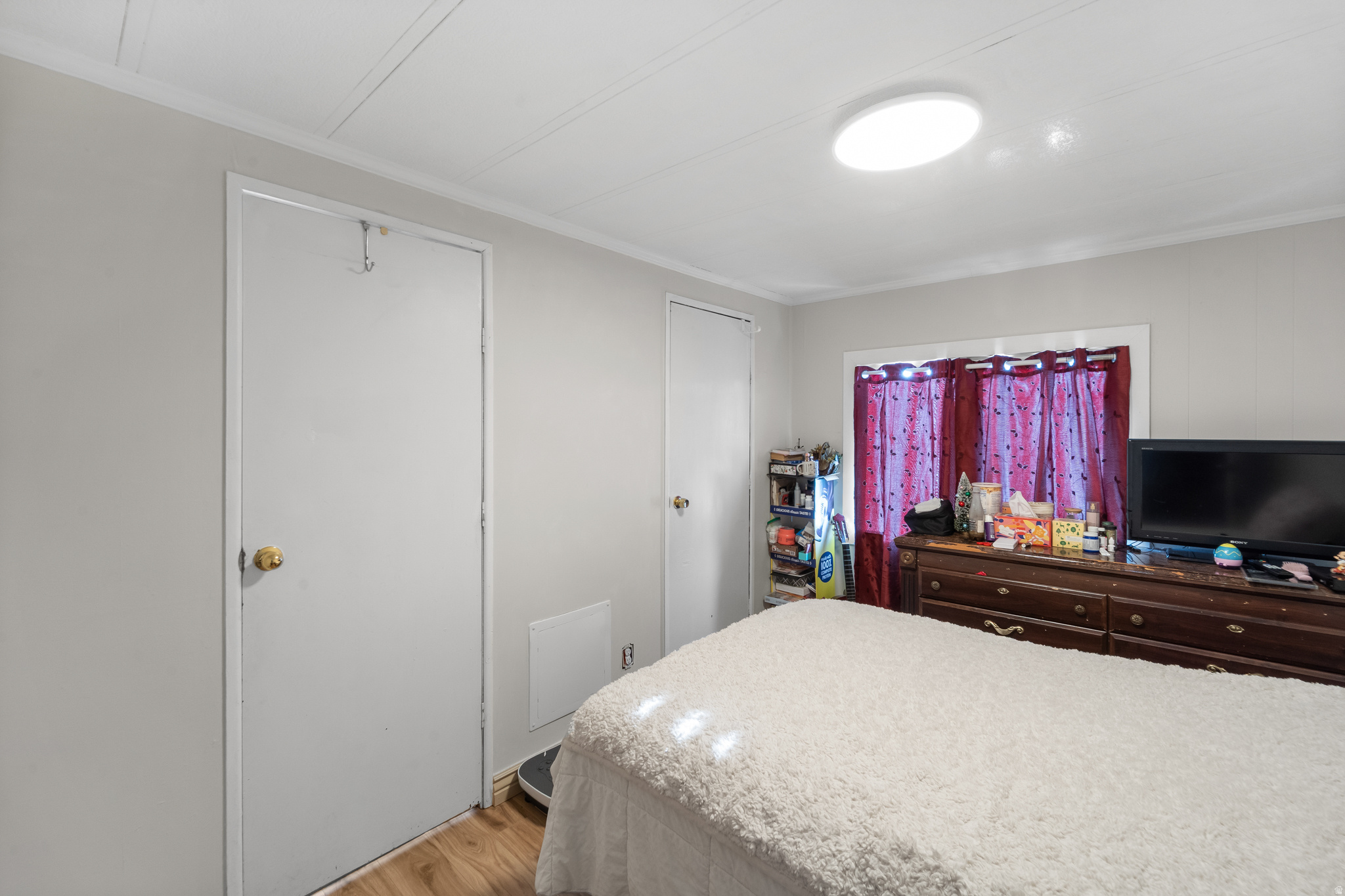 LAMPLIGHTER ESTATES MOBILE HOME PARK - Residential