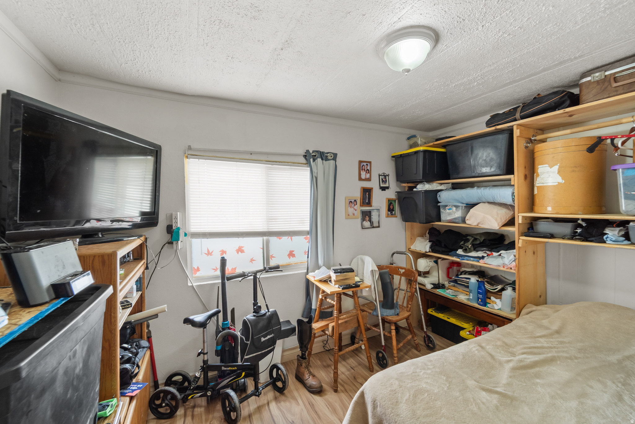 LAMPLIGHTER ESTATES MOBILE HOME PARK - Residential