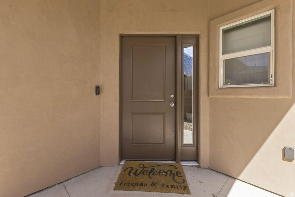 Photo of 174 N 100 LOOP W, Hurricane, UT 84737 (MLS # 2184670)