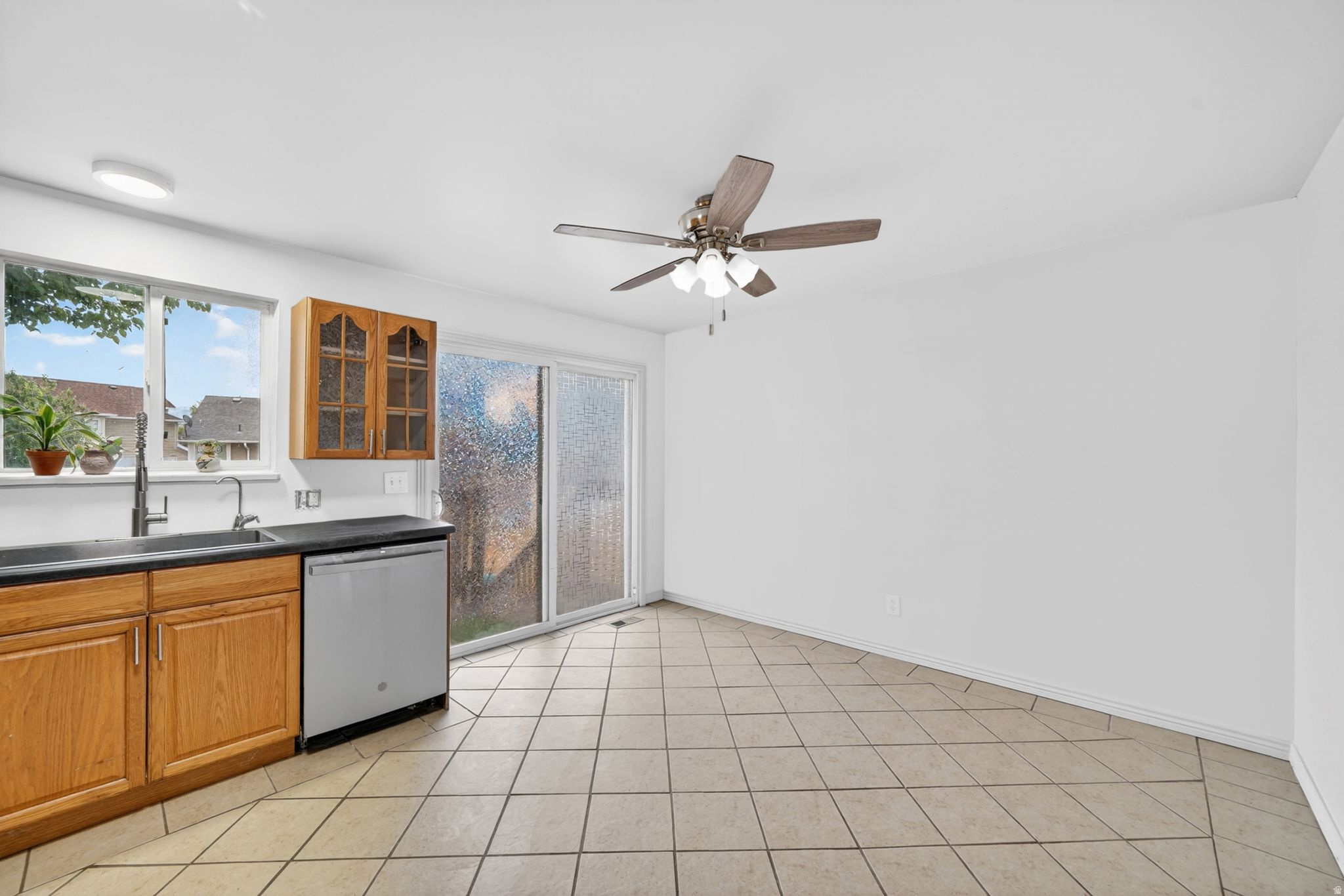 SUNNYVALE HEIGHTS SUB #11 - Residential
