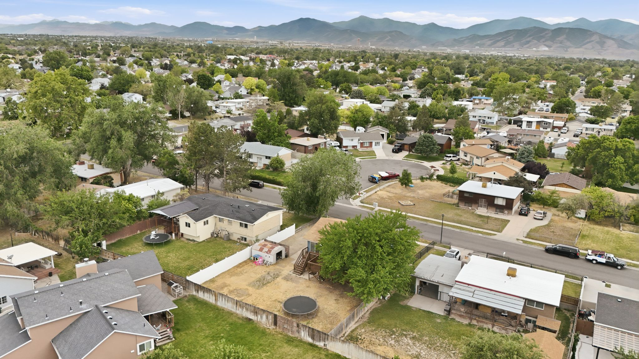 SUNNYVALE HEIGHTS SUB #11 - Residential