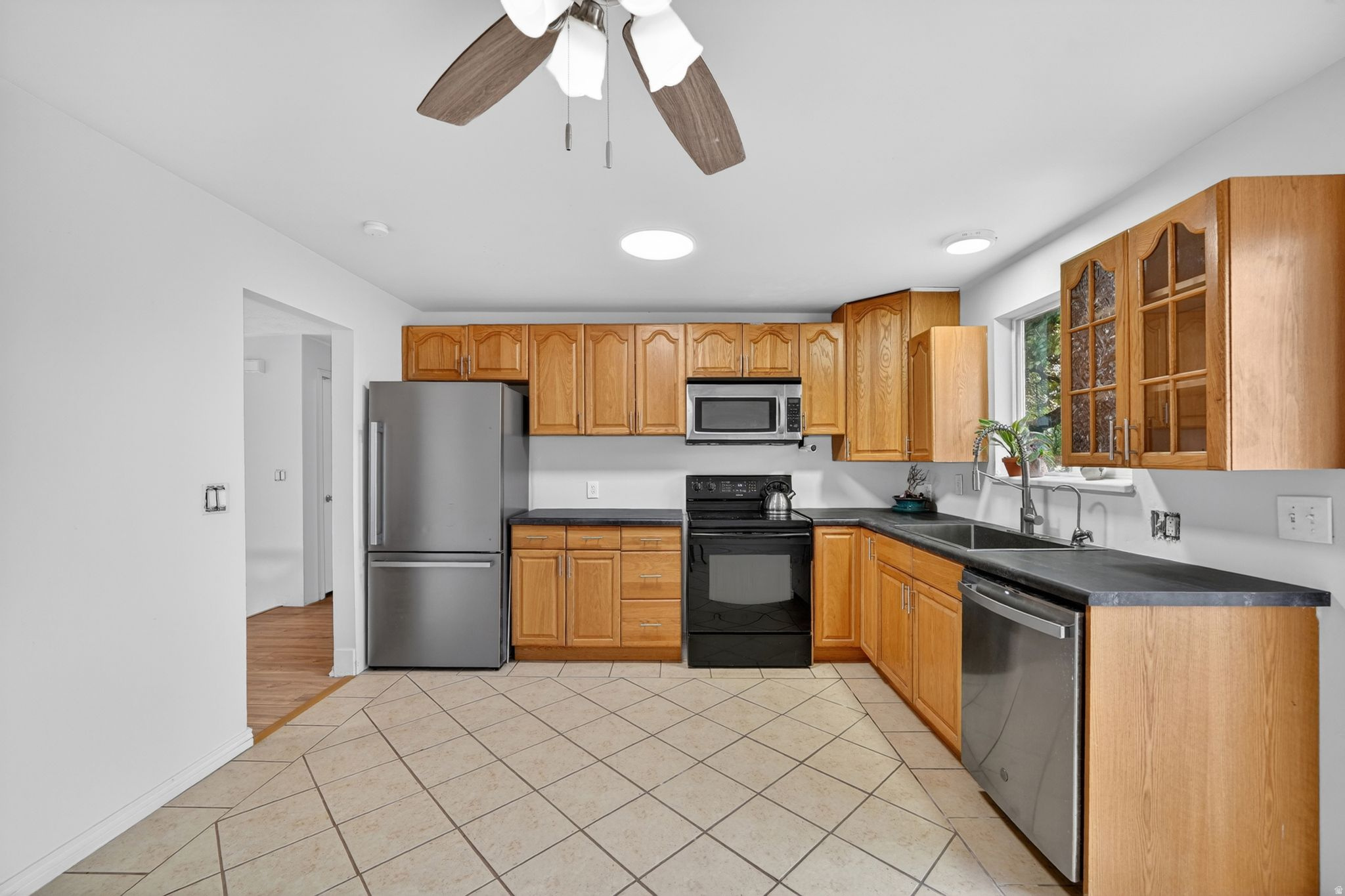 SUNNYVALE HEIGHTS SUB #11 - Residential