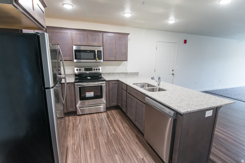 EASTON PARK - Residential Income