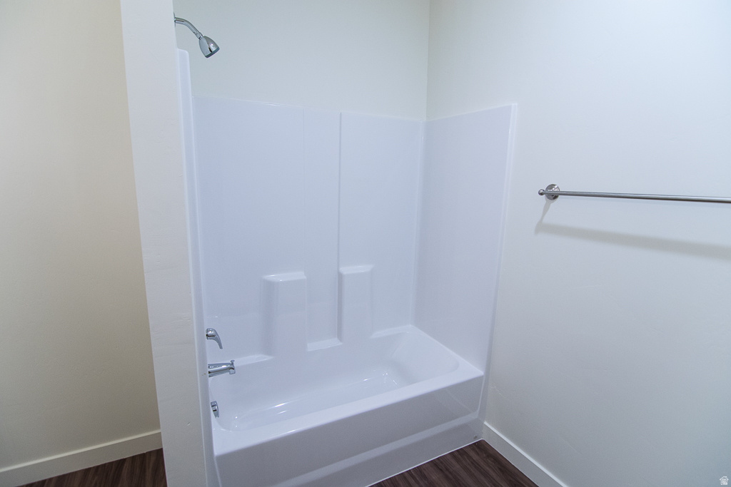 EASTON PARK - Residential Income