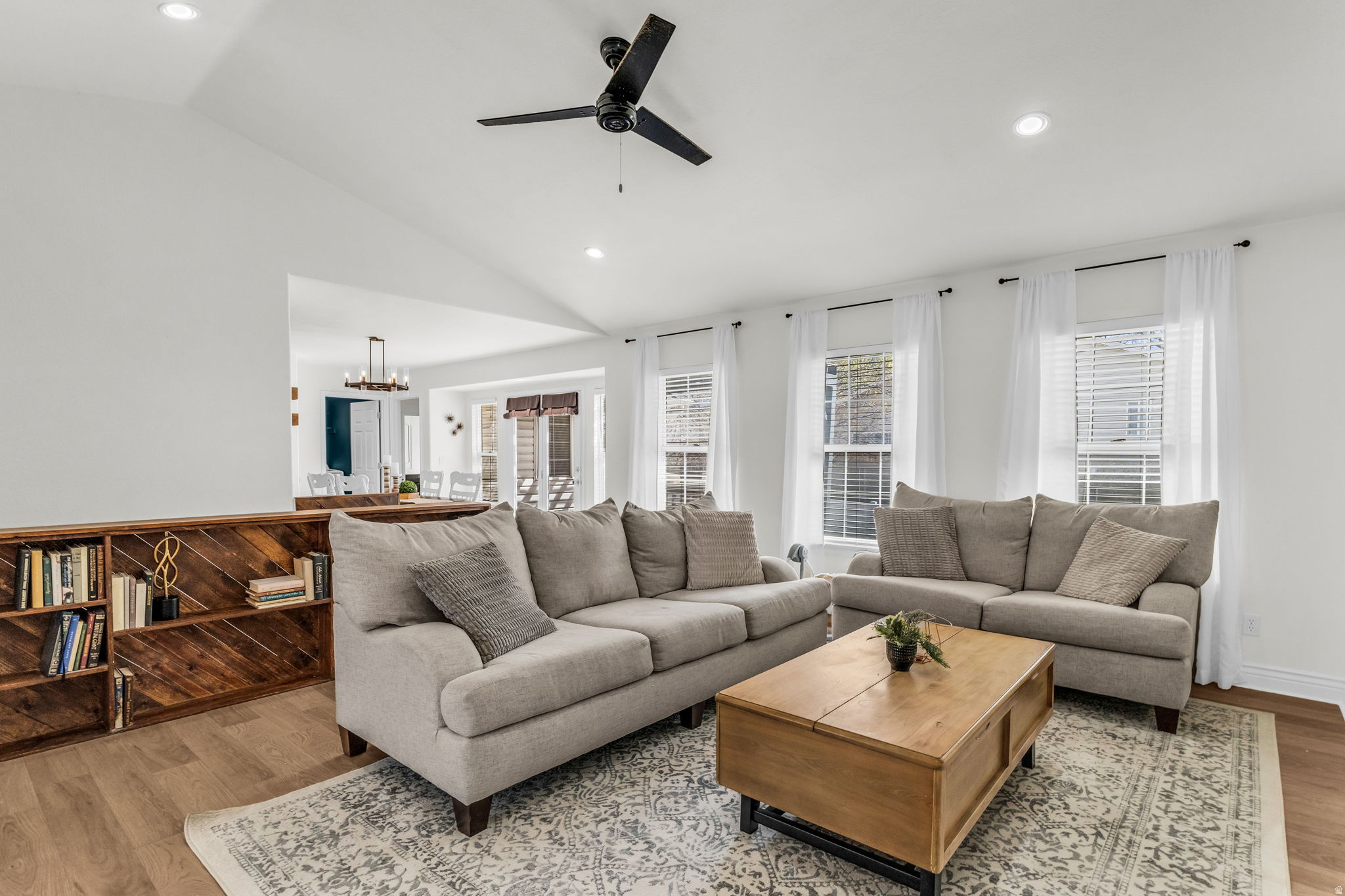 CANYON SOUTH - Residential