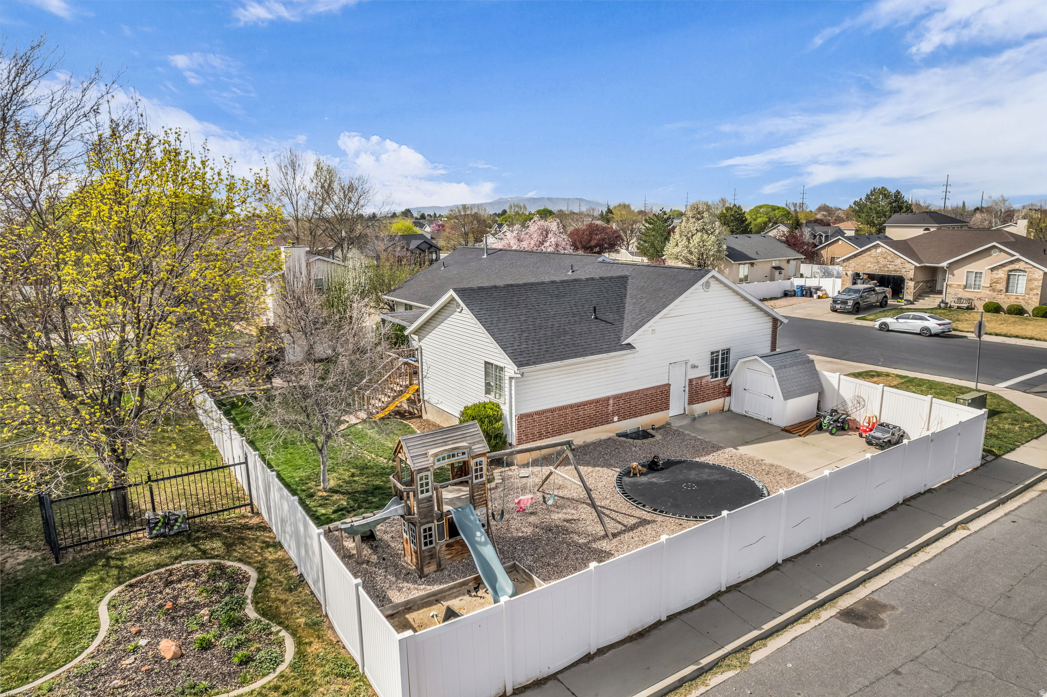 CANYON SOUTH - Residential