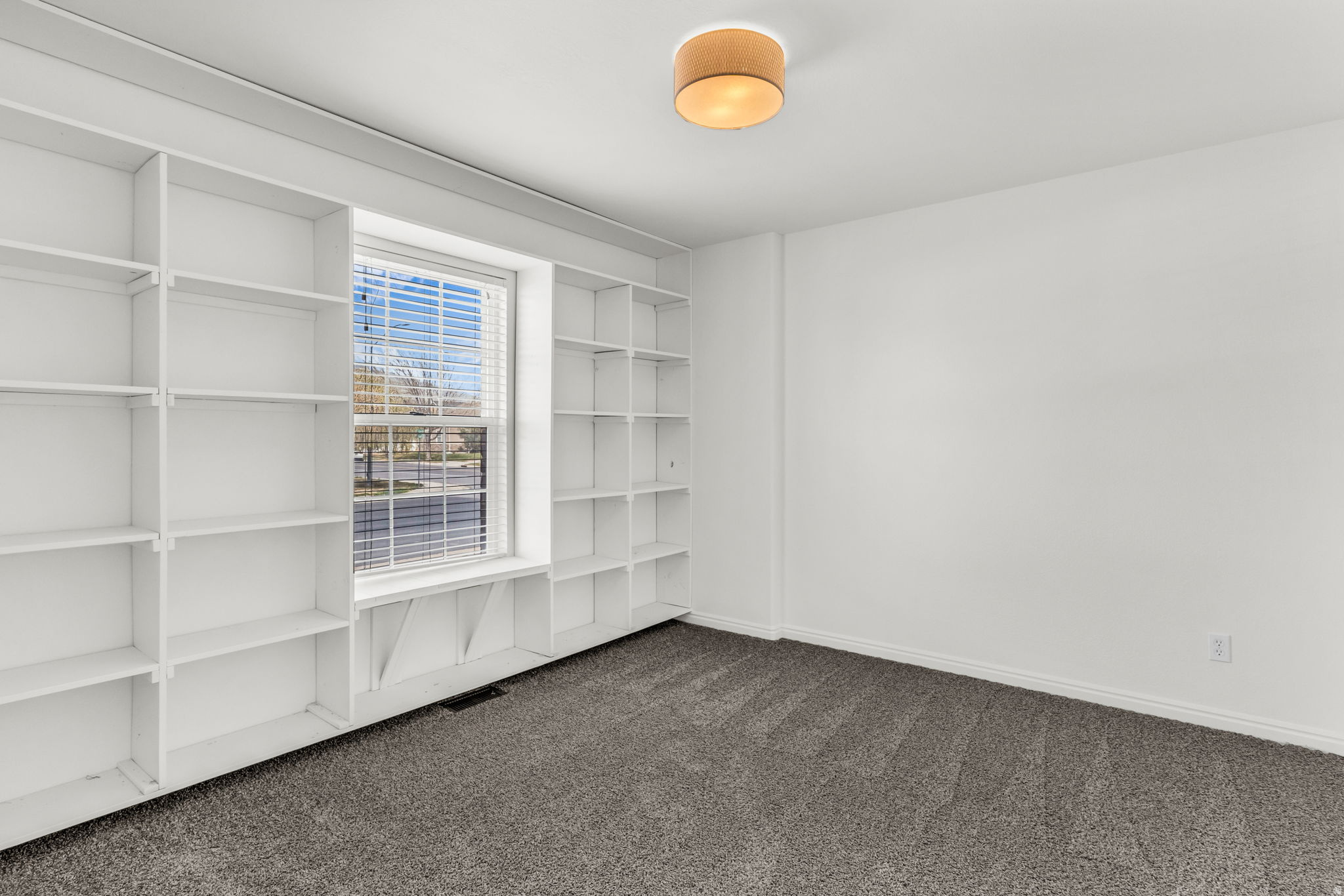 CANYON SOUTH - Residential