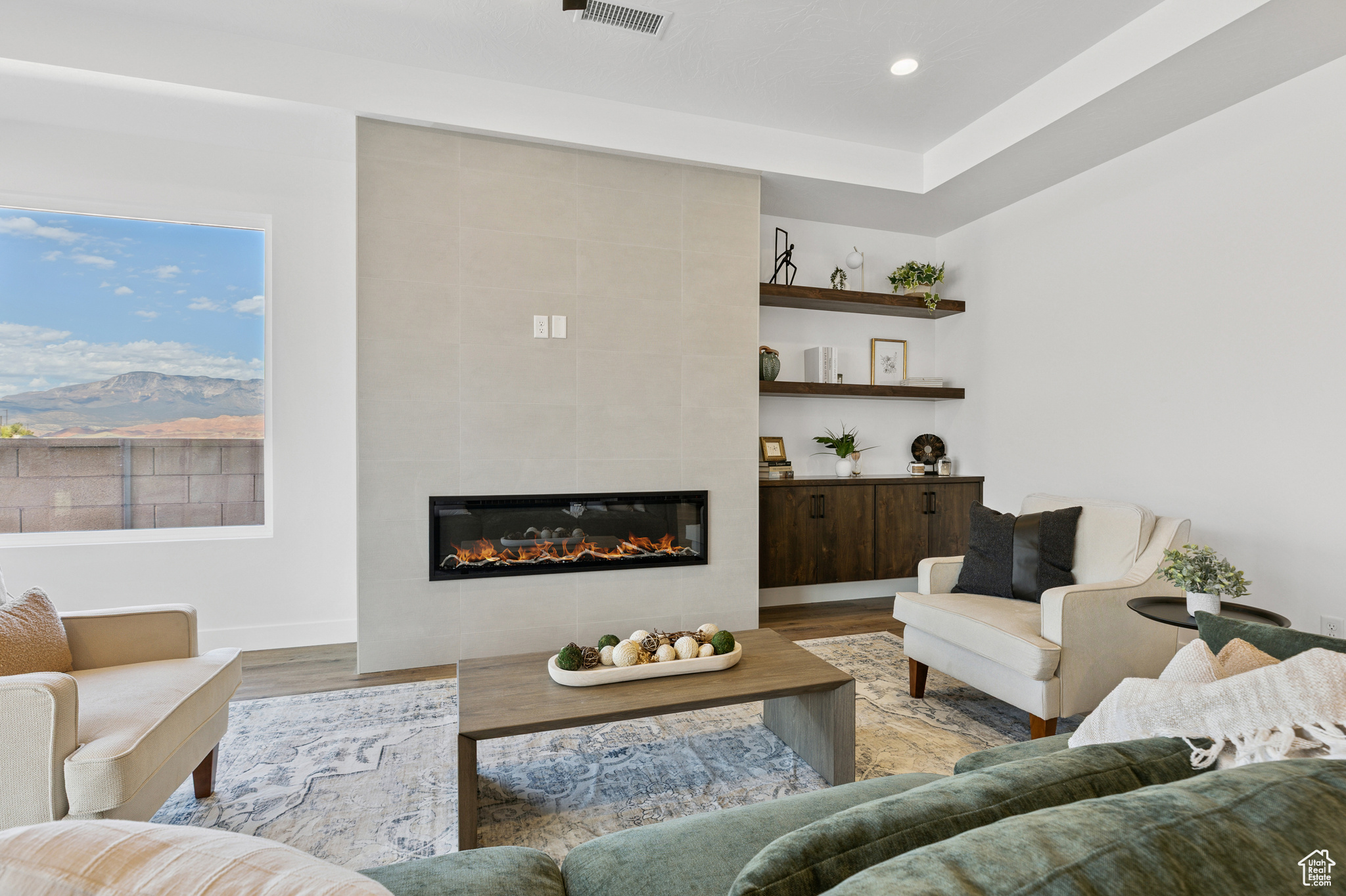 THE RIDGE AT ZION VISTA - Residential