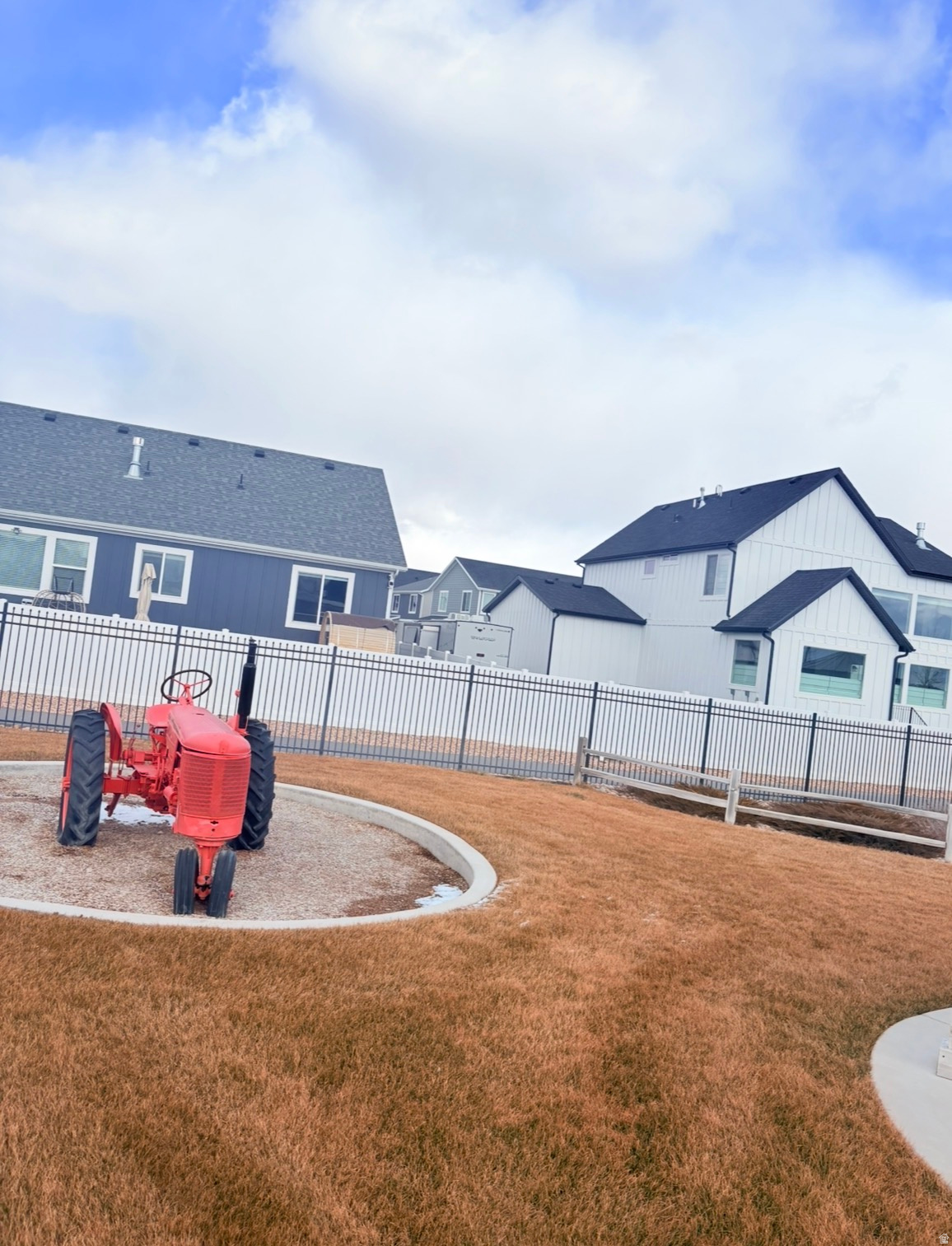 SPRING RANCH - Residential