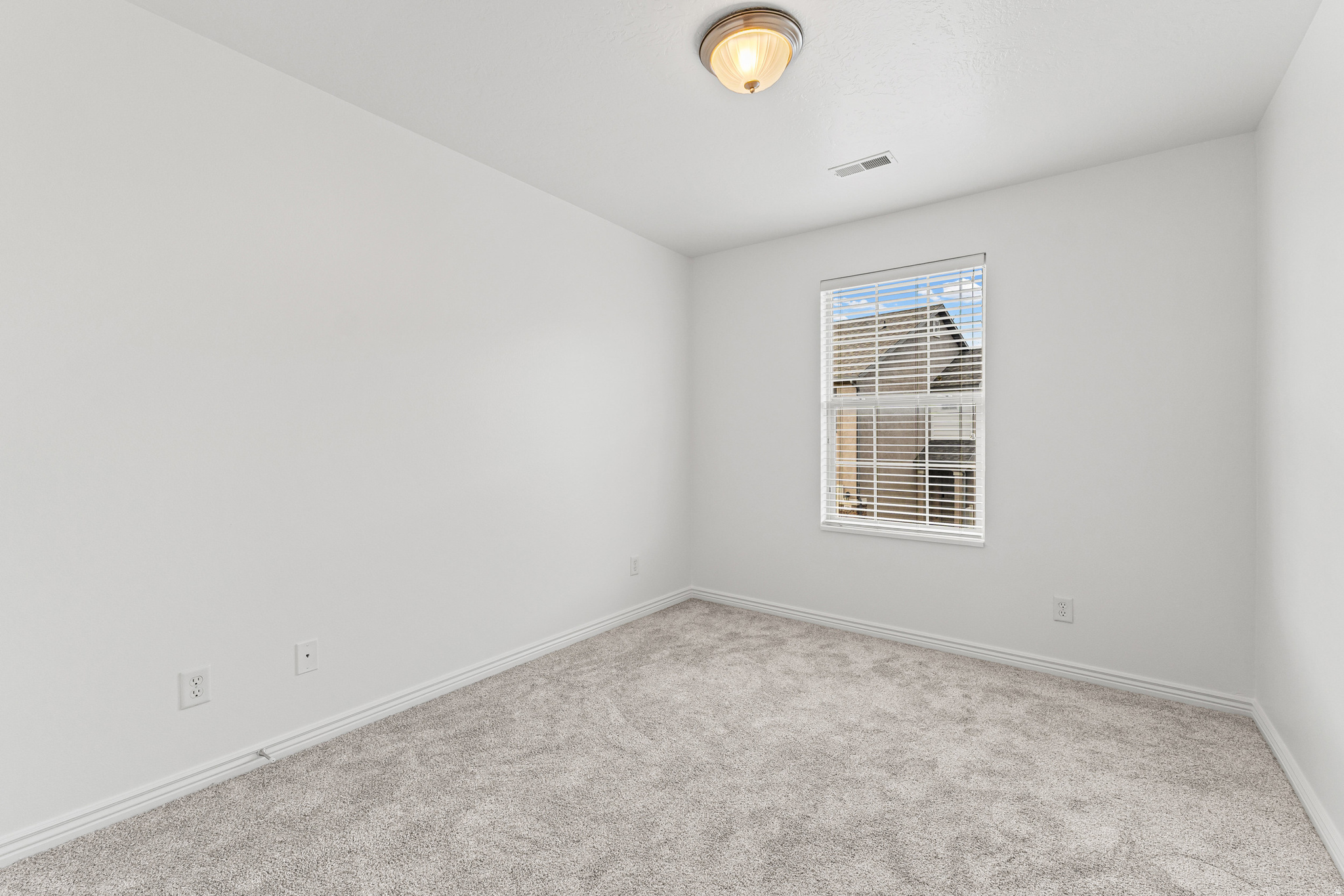 WHISPERING WILLOWS - Residential