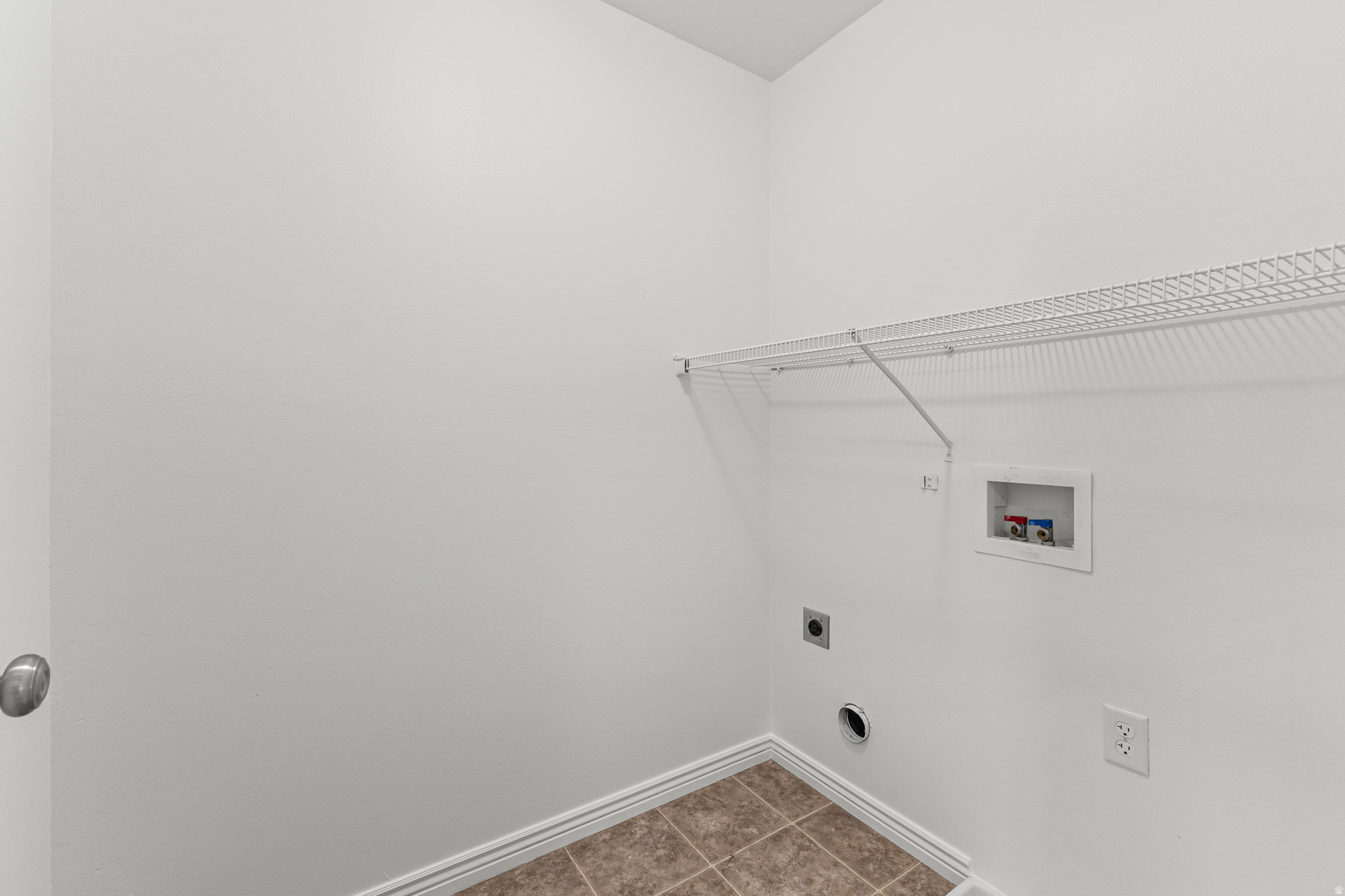 WHISPERING WILLOWS - Residential