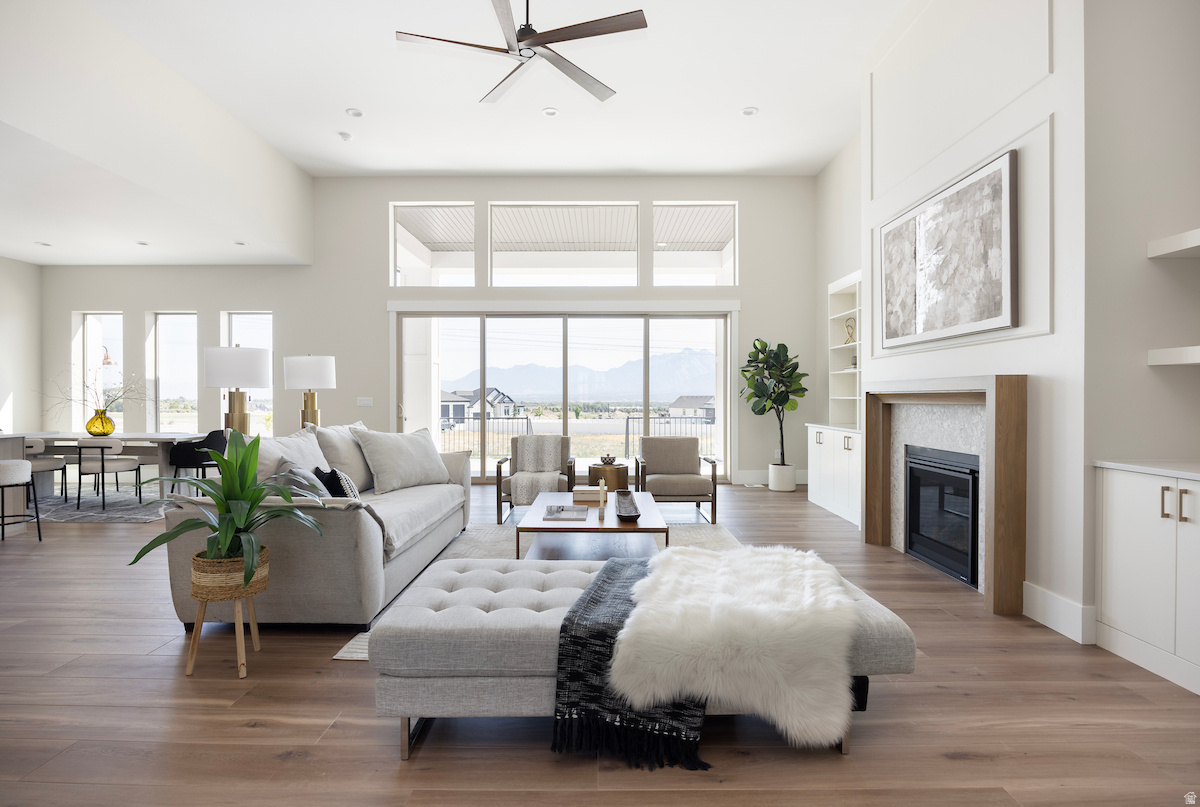 MEADOWS - Residential