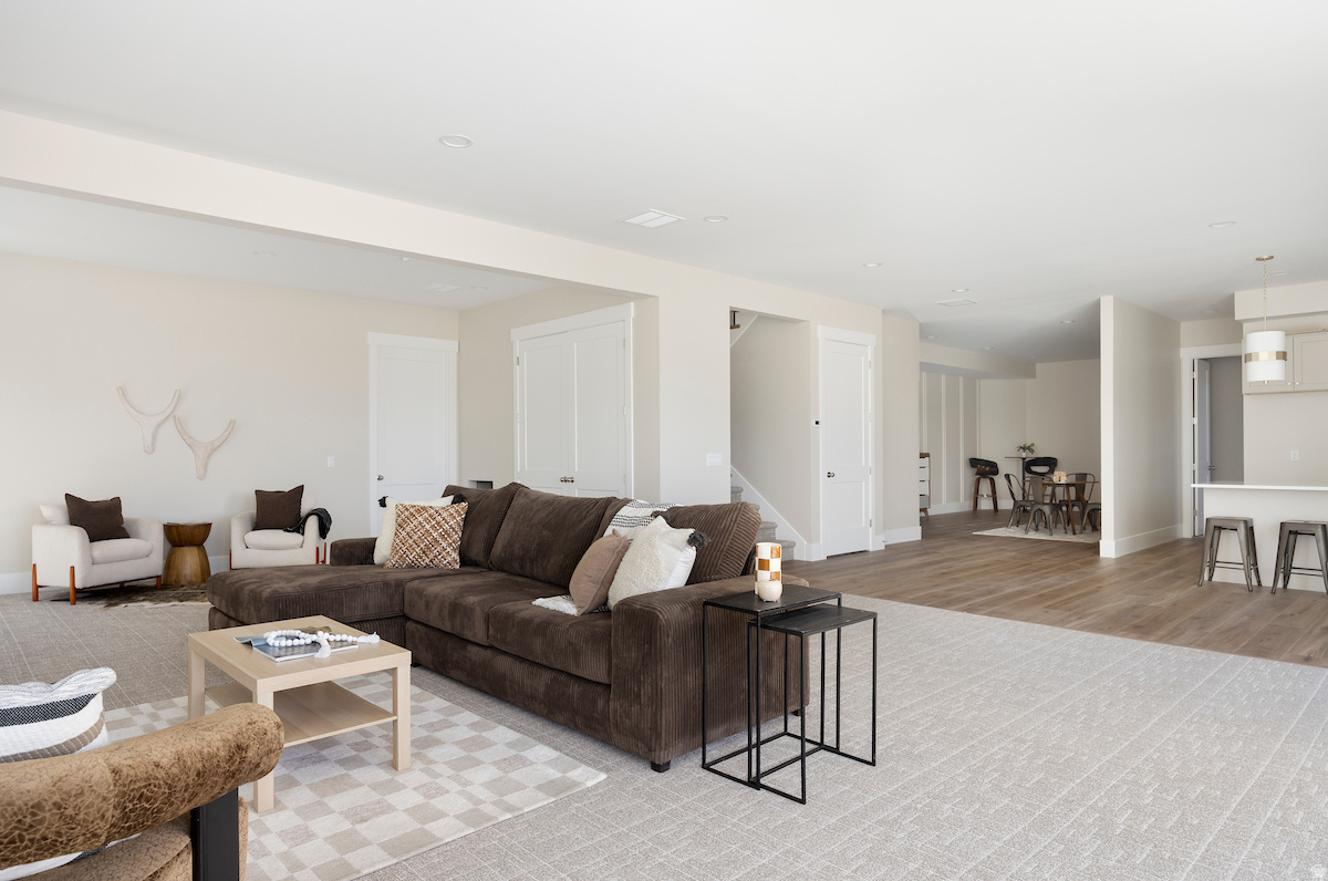 MEADOWS - Residential