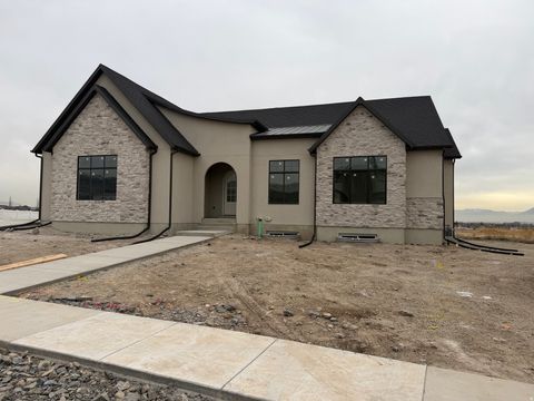 Tiny photo for 3232 W JAYDEN MAE DR, Bluffdale, UT 84065 (MLS # 2133599)
