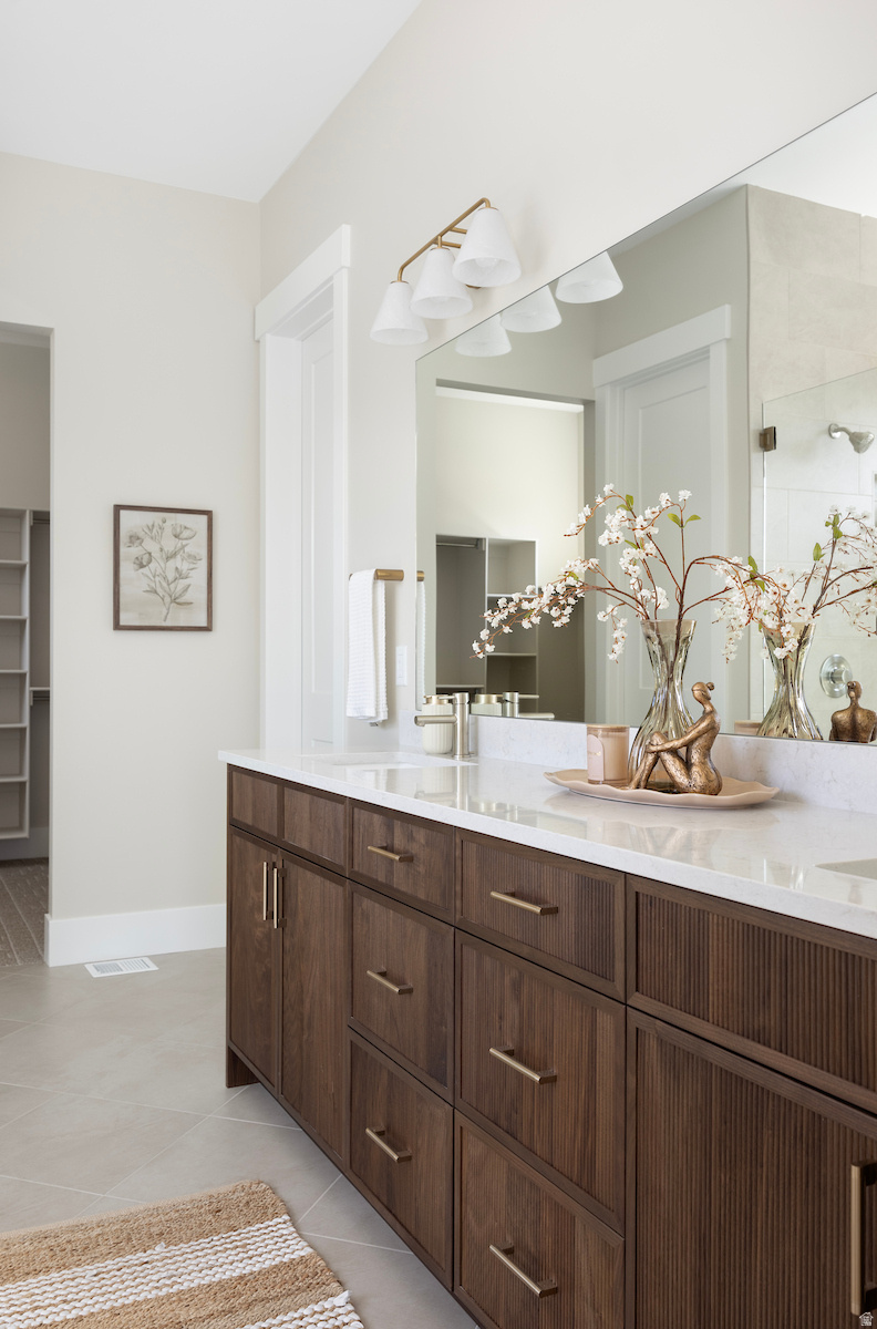 MEADOWS - Residential