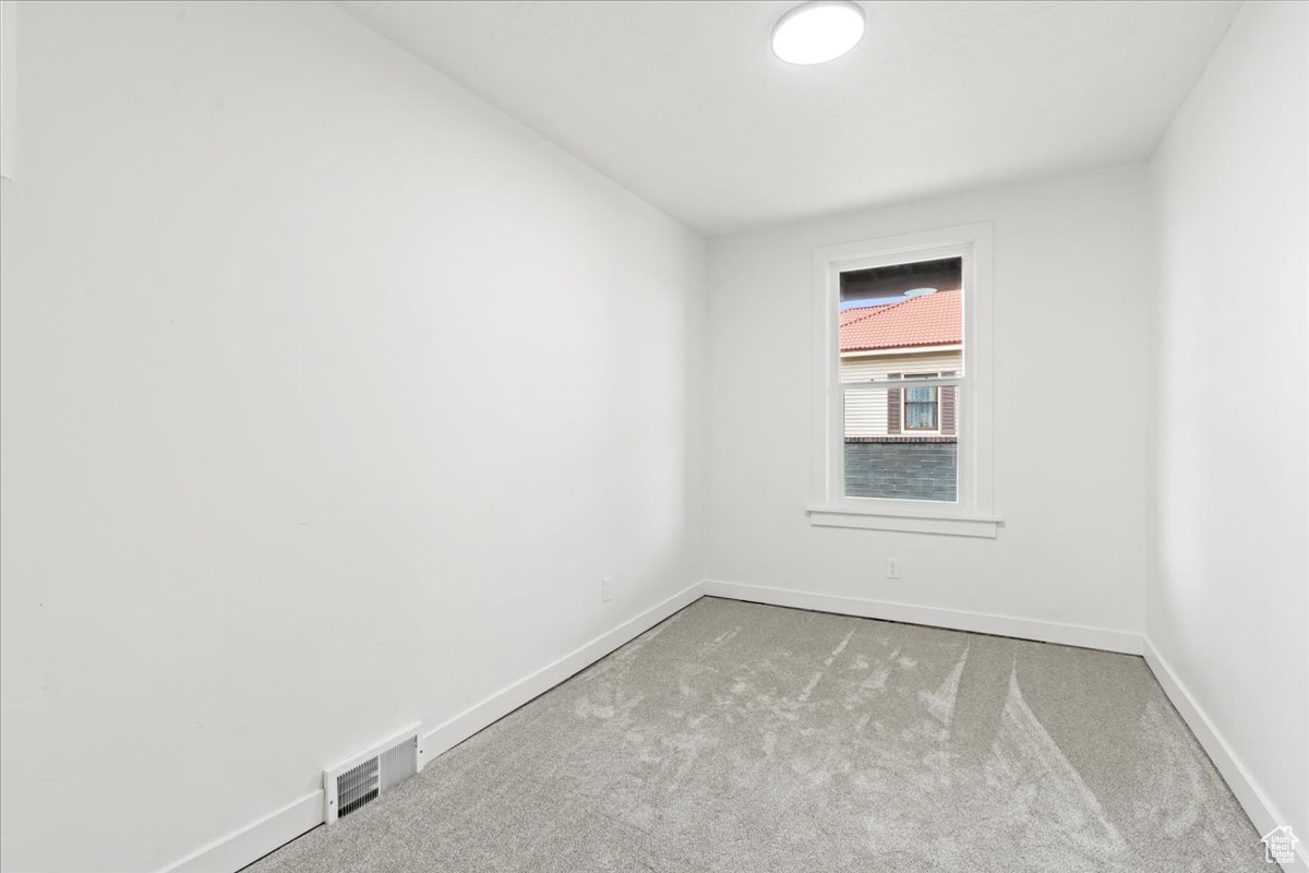 555 N 100, Tooele, Utah image 11