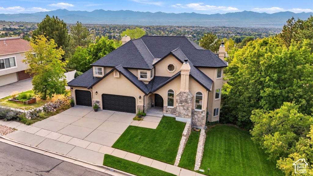 Photo of 8450 S DYNASTY WAY, Cottonwood Heights, UT 84121 (MLS # 2189628)
