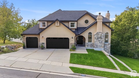 Photo of 8450 S DYNASTY WAY, Cottonwood Heights, UT 84121 (MLS # 2189628)