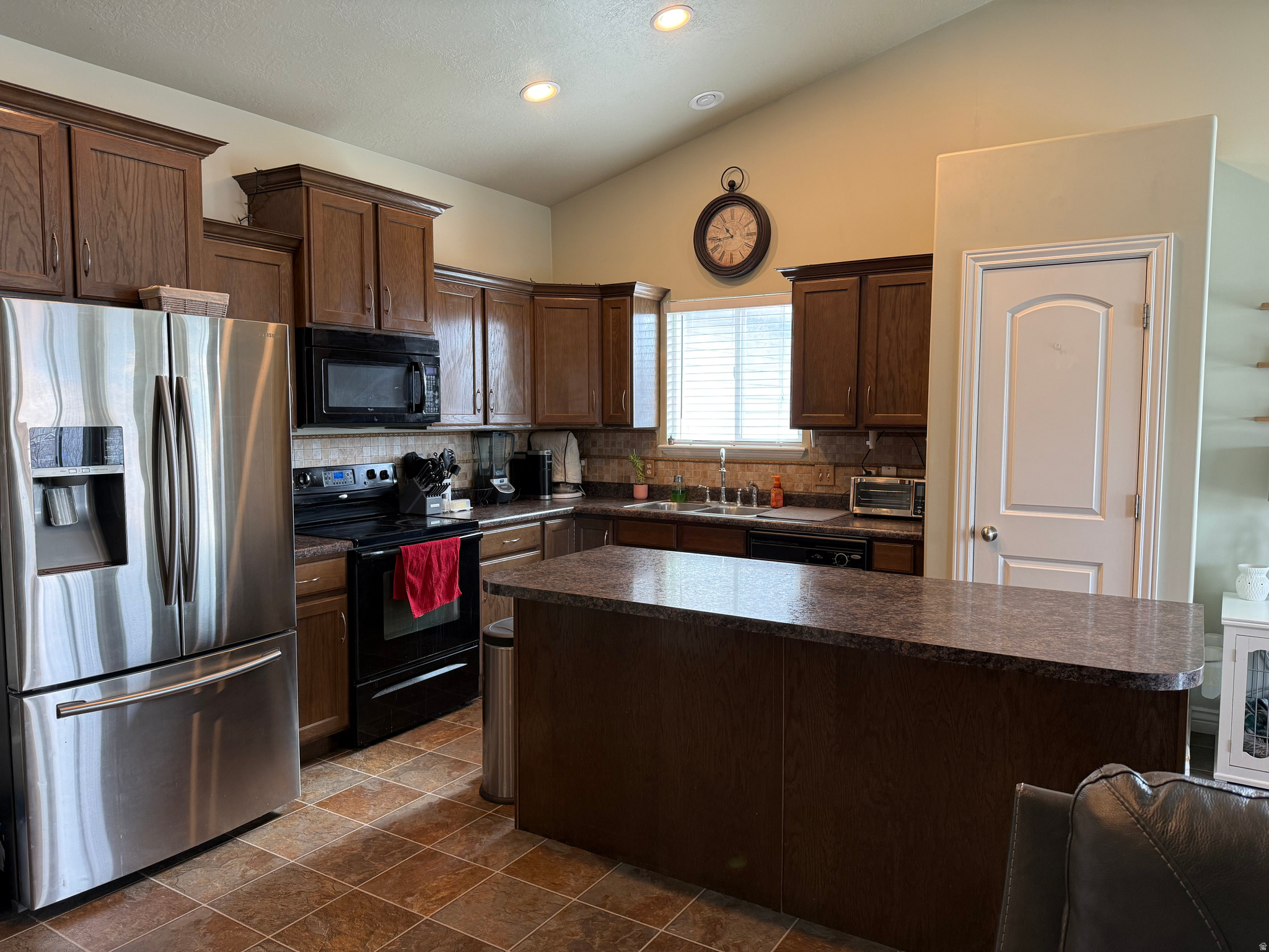 SUNSET ESTATES - Residential