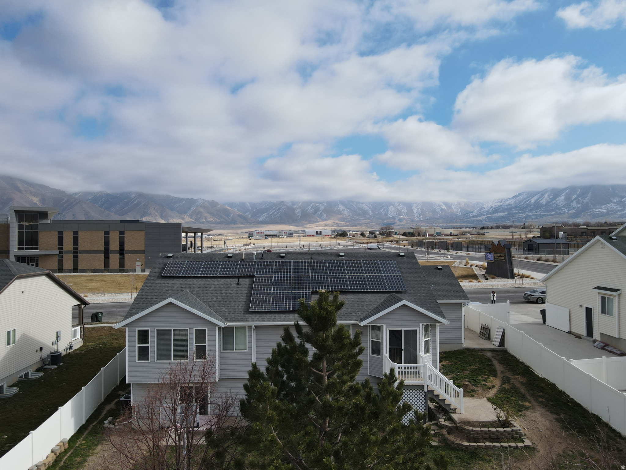 SUNSET ESTATES - Residential