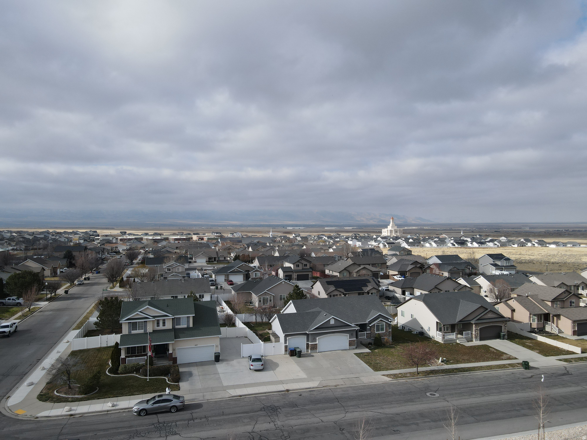 SUNSET ESTATES - Residential