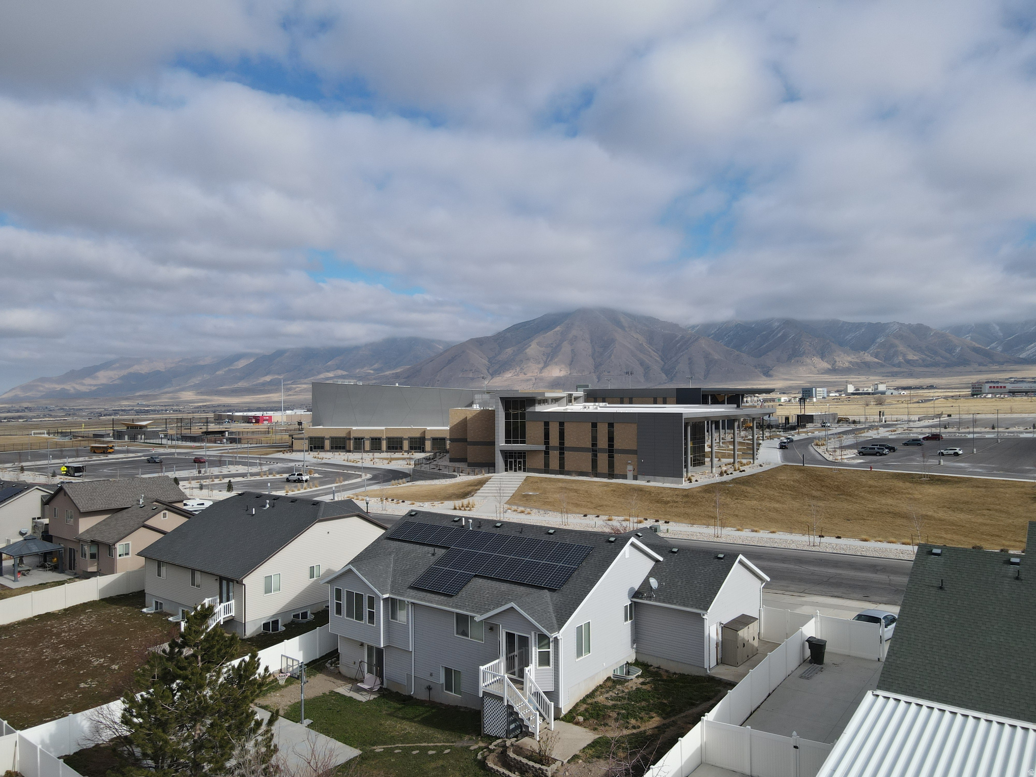 SUNSET ESTATES - Residential