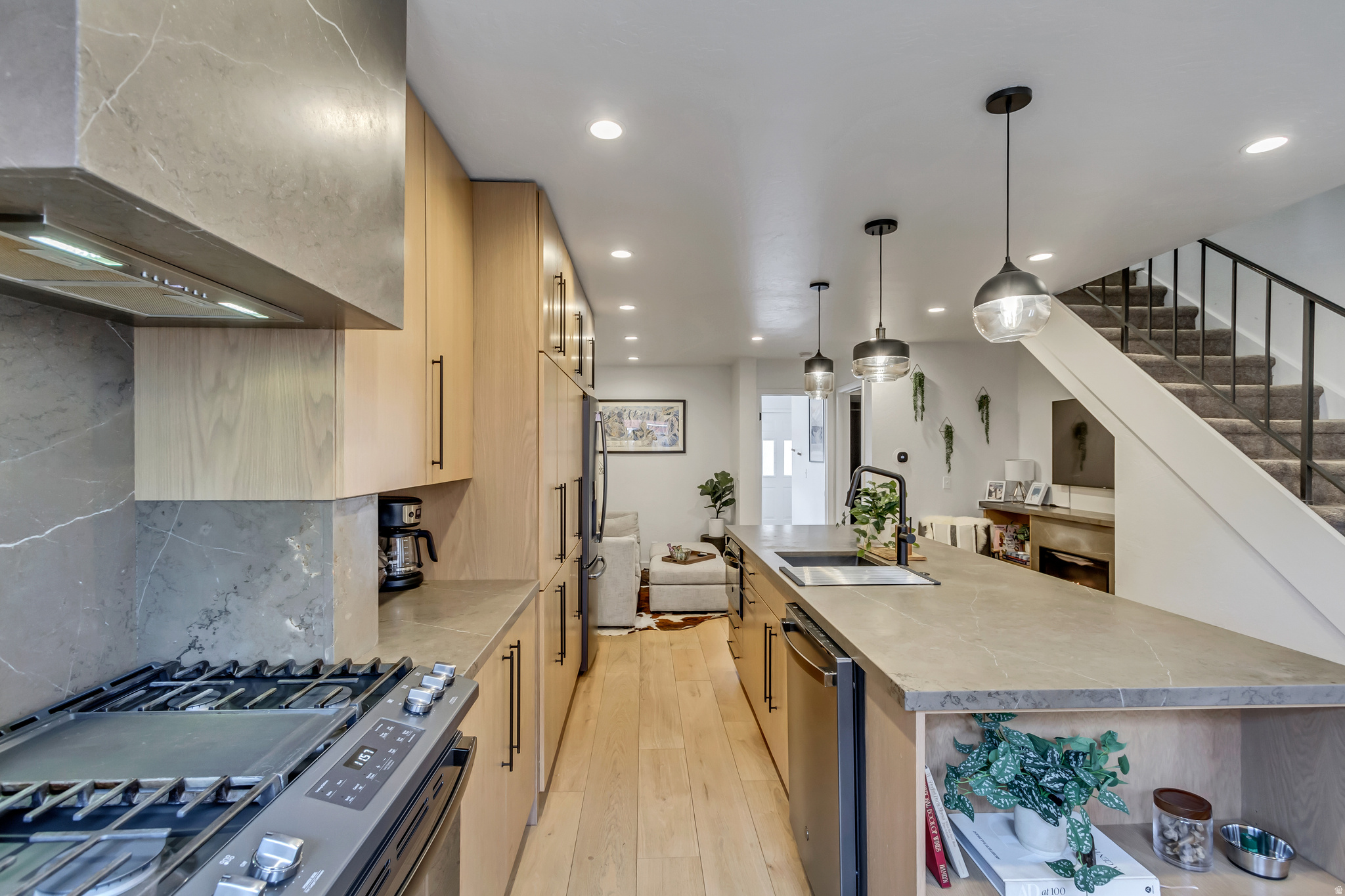 SILVER MINE WEST - Residential