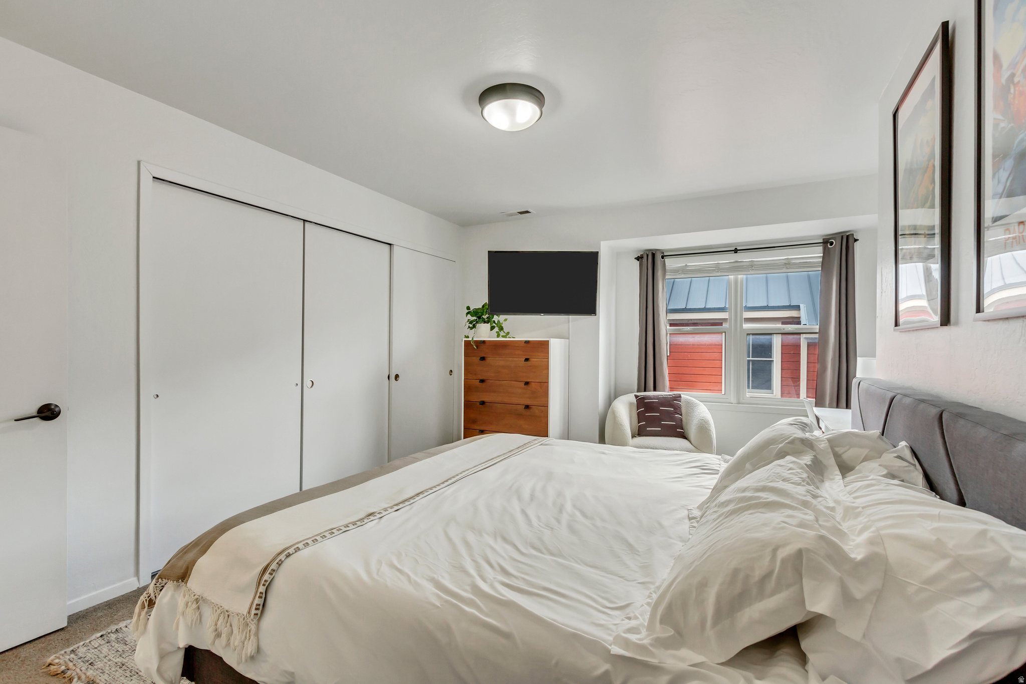 SILVER MINE WEST - Residential