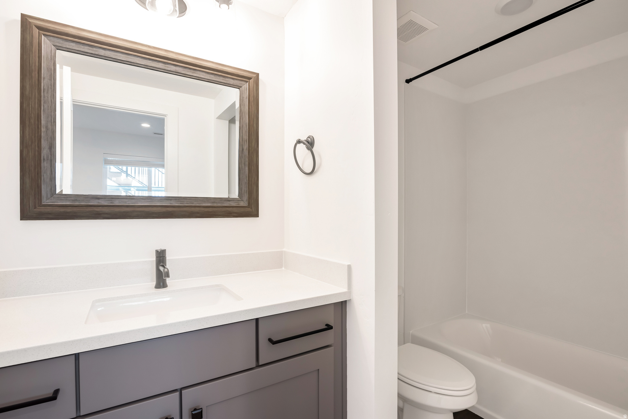 EDDINGTON ESTATES - Residential
