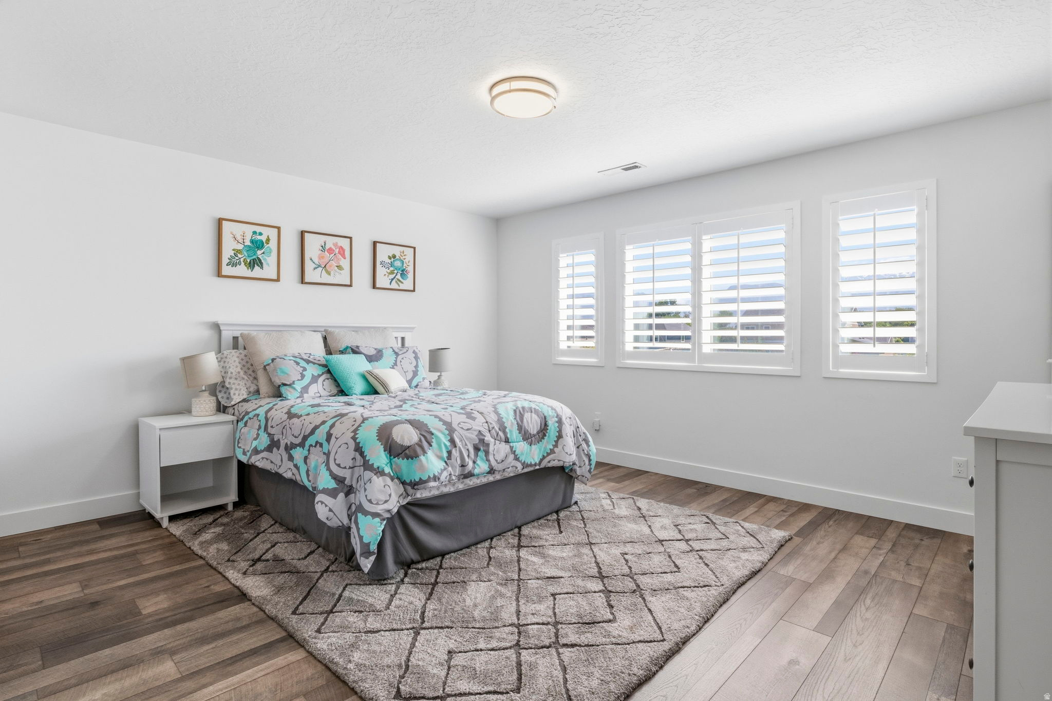 EDDINGTON ESTATES - Residential