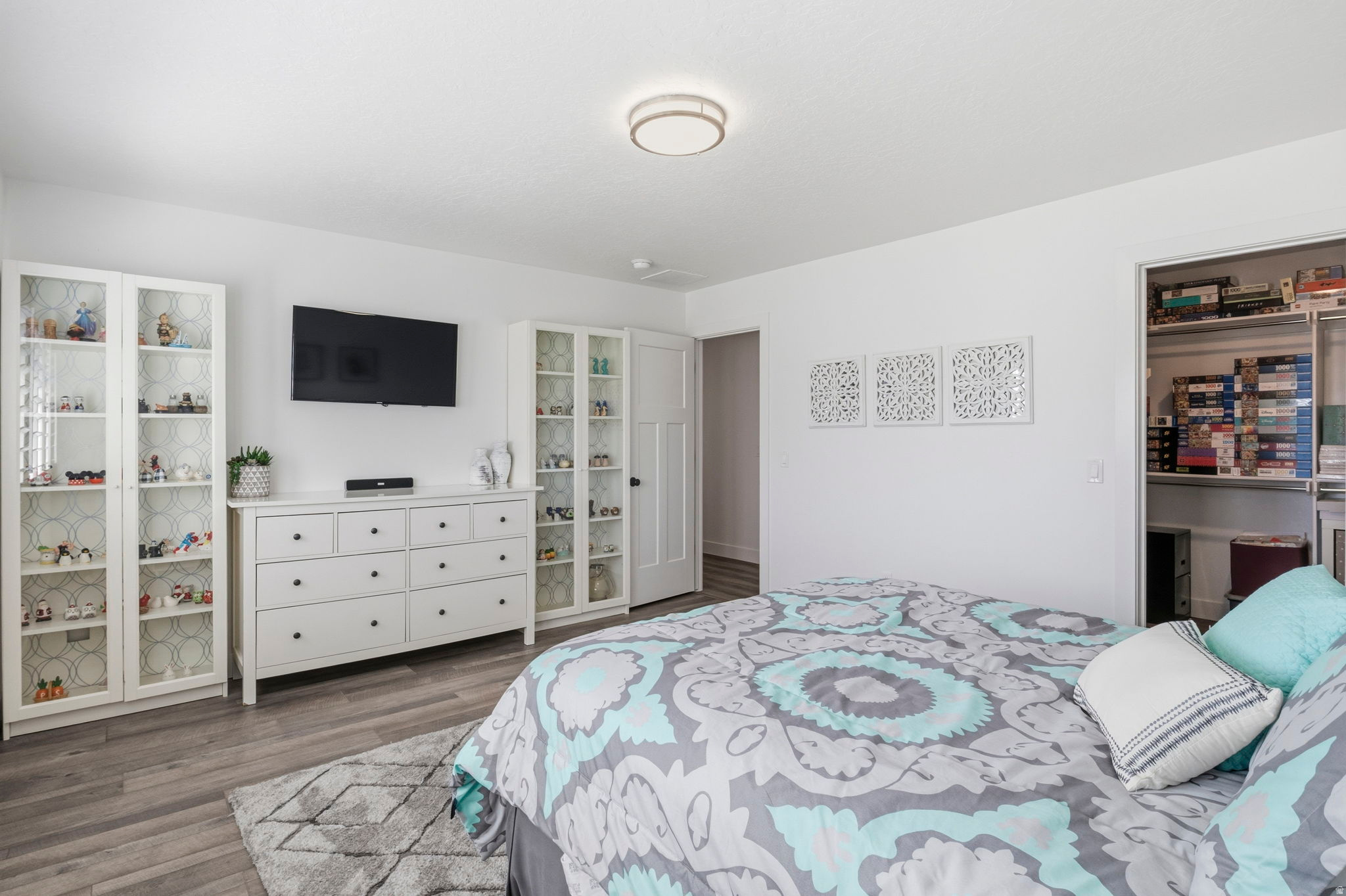 EDDINGTON ESTATES - Residential