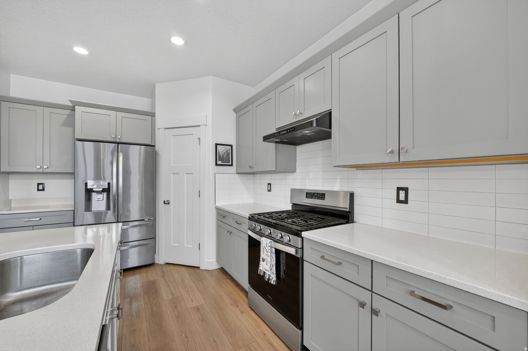 MOUNTAIN RIDGE - Residential