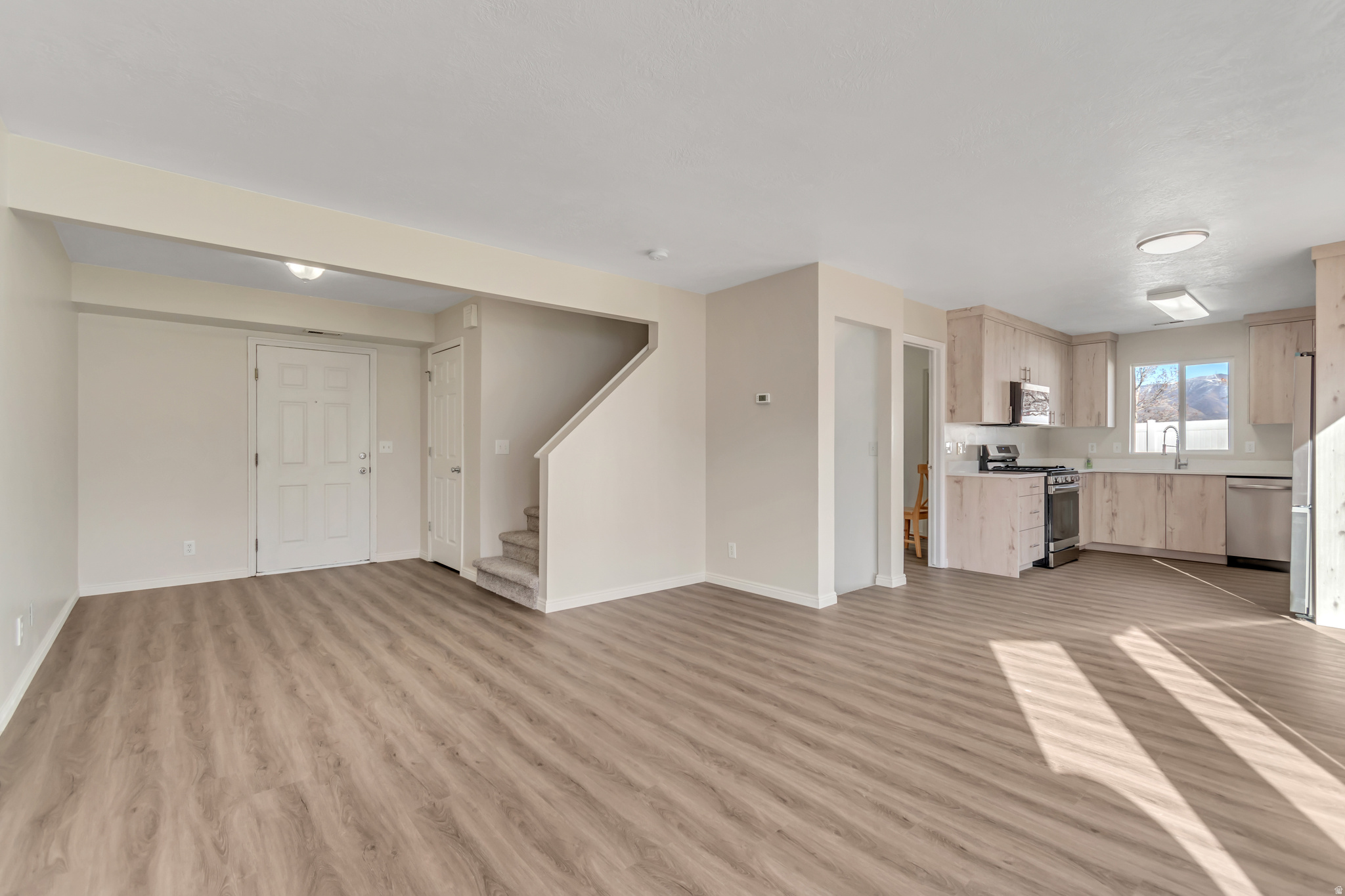 GLEN EAGLES - Residential