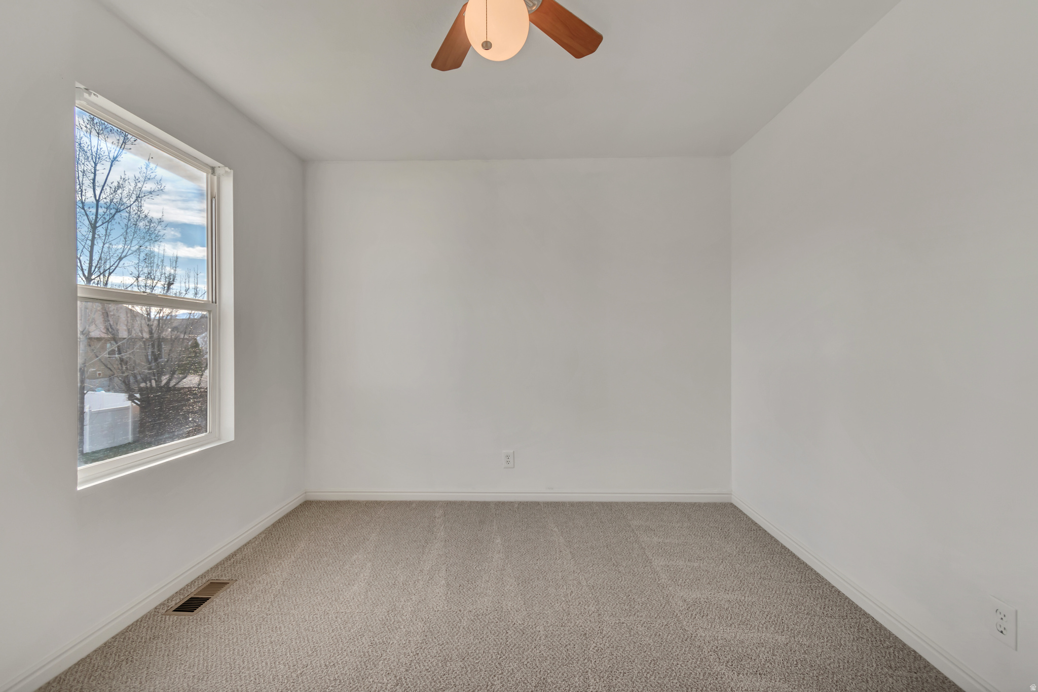 GLEN EAGLES - Residential