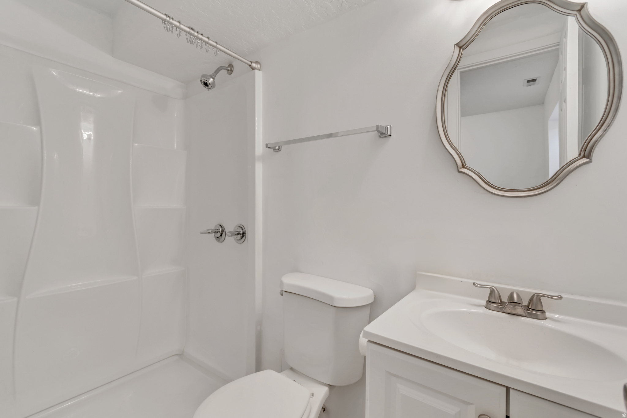 GLEN EAGLES - Residential